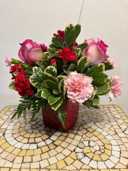 A 5 Star Customer Reviewed Flower Arrangement Designed by Salvy the Florist in Lynn, MA A 5 Star Customer Reviewed Flower Arrangement Designed by Salvy the Florist in Lynn, MA