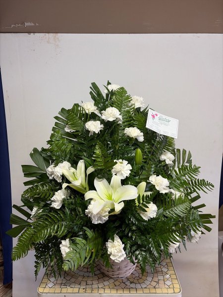 A 5 Star Customer Reviewed Flower Arrangement Designed by Salvy the Florist in Lynn, MA