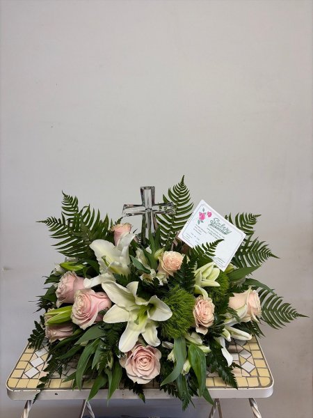 A 4 Star Customer Reviewed Flower Arrangement Designed by Salvy the Florist in Lynn, MA
