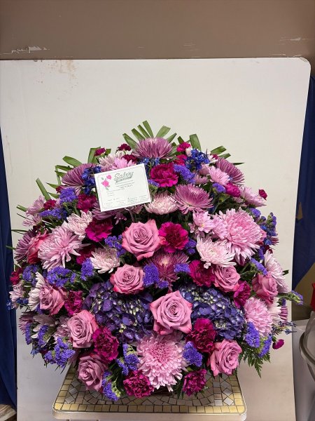 A 5 Star Customer Reviewed Flower Arrangement Designed by Salvy the Florist in Lynn, MA A 5 Star Customer Reviewed Flower Arrangement Designed by Salvy the Florist in Lynn, MA