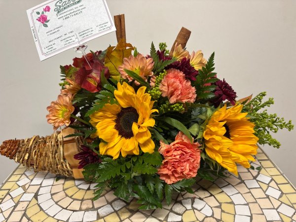 A 5 Star Customer Reviewed Flower Arrangement Designed by Salvy the Florist in Lynn, MA A 5 Star Customer Reviewed Flower Arrangement Designed by Salvy the Florist in Lynn, MA