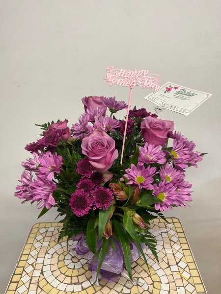 A 5 Star Customer Reviewed Flower Arrangement Designed by Salvy the Florist in Lynn, MA A 5 Star Customer Reviewed Flower Arrangement Designed by Salvy the Florist in Lynn, MA
