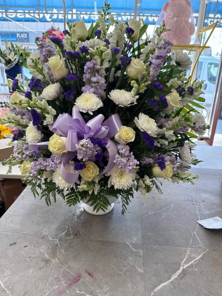 A 5 Star Customer Reviewed Flower Arrangement Designed by Salvy the Florist in Lynn, MA A 5 Star Customer Reviewed Flower Arrangement Designed by Salvy the Florist in Lynn, MA