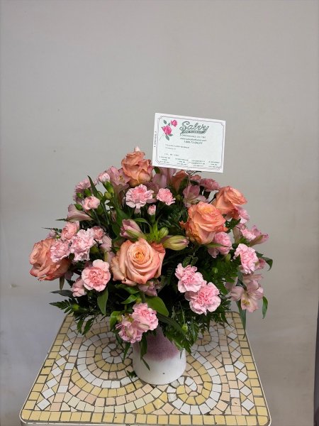 A 5 Star Customer Reviewed Flower Arrangement Designed by Salvy the Florist in Lynn, MA A 5 Star Customer Reviewed Flower Arrangement Designed by Salvy the Florist in Lynn, MA