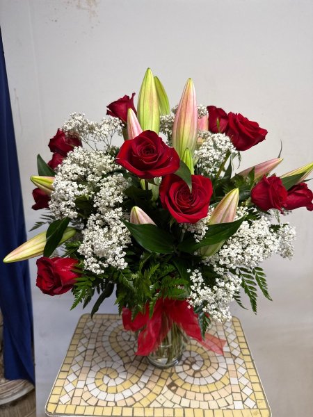 A 5 Star Customer Reviewed Flower Arrangement Designed by Salvy the Florist in Lynn, MA
