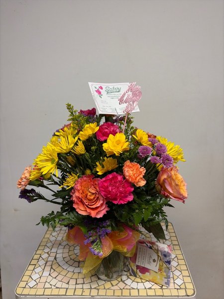 A 5 Star Customer Reviewed Flower Arrangement Designed by Salvy the Florist in Lynn, MA A 5 Star Customer Reviewed Flower Arrangement Designed by Salvy the Florist in Lynn, MA