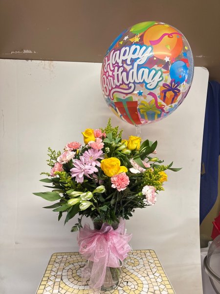 A 5 Star Customer Reviewed Flower Arrangement Designed by Salvy the Florist in Lynn, MA