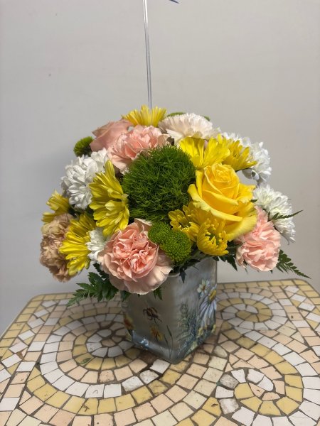 A 5 Star Customer Reviewed Flower Arrangement Designed by Salvy the Florist in Lynn, MA A 5 Star Customer Reviewed Flower Arrangement Designed by Salvy the Florist in Lynn, MA