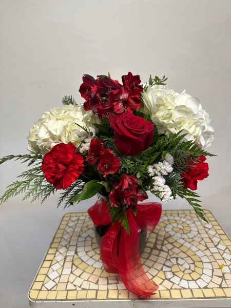 A 5 Star Customer Reviewed Flower Arrangement Designed by Salvy the Florist in Lynn, MA A 5 Star Customer Reviewed Flower Arrangement Designed by Salvy the Florist in Lynn, MA