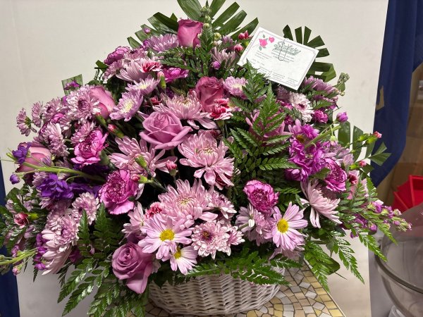 A 5 Star Customer Reviewed Flower Arrangement Designed by Salvy the Florist in Lynn, MA A 5 Star Customer Reviewed Flower Arrangement Designed by Salvy the Florist in Lynn, MA