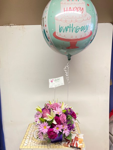 A 5 Star Customer Reviewed Flower Arrangement Designed by Salvy the Florist in Lynn, MA A 5 Star Customer Reviewed Flower Arrangement Designed by Salvy the Florist in Lynn, MA