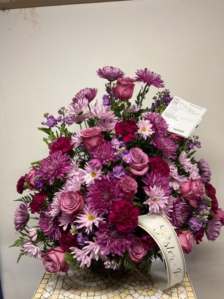 A 5 Star Customer Reviewed Flower Arrangement Designed by Salvy the Florist in Lynn, MA A 5 Star Customer Reviewed Flower Arrangement Designed by Salvy the Florist in Lynn, MA