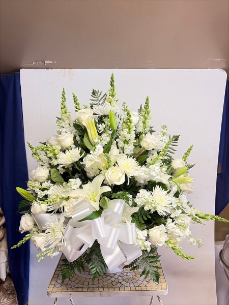A 5 Star Customer Reviewed Flower Arrangement Designed by Salvy the Florist in Lynn, MA A 5 Star Customer Reviewed Flower Arrangement Designed by Salvy the Florist in Lynn, MA