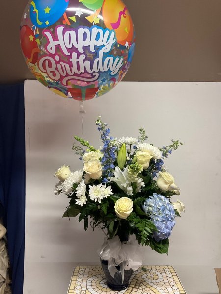 A 5 Star Customer Reviewed Flower Arrangement Designed by Salvy the Florist in Lynn, MA