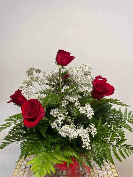 A 5 Star Customer Reviewed Flower Arrangement Designed by Salvy the Florist in Lynn, MA A 5 Star Customer Reviewed Flower Arrangement Designed by Salvy the Florist in Lynn, MA
