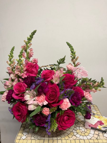 A 5 Star Customer Reviewed Flower Arrangement Designed by Salvy the Florist in Lynn, MA A 5 Star Customer Reviewed Flower Arrangement Designed by Salvy the Florist in Lynn, MA
