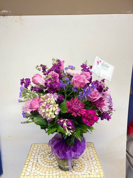 A 5 Star Customer Reviewed Flower Arrangement Designed by Salvy the Florist in Lynn, MA A 5 Star Customer Reviewed Flower Arrangement Designed by Salvy the Florist in Lynn, MA