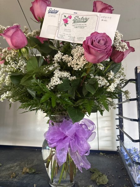 A 5 Star Customer Reviewed Flower Arrangement Designed by Salvy the Florist in Lynn, MA A 5 Star Customer Reviewed Flower Arrangement Designed by Salvy the Florist in Lynn, MA
