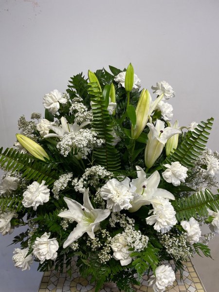 A 5 Star Customer Reviewed Flower Arrangement Designed by Salvy the Florist in Lynn, MA