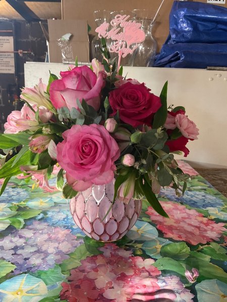 A 5 Star Customer Reviewed Flower Arrangement Designed by Salvy the Florist in Lynn, MA A 5 Star Customer Reviewed Flower Arrangement Designed by Salvy the Florist in Lynn, MA