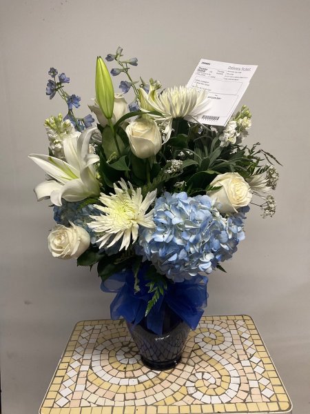 A 5 Star Customer Reviewed Flower Arrangement Designed by Salvy the Florist in Lynn, MA A 5 Star Customer Reviewed Flower Arrangement Designed by Salvy the Florist in Lynn, MA