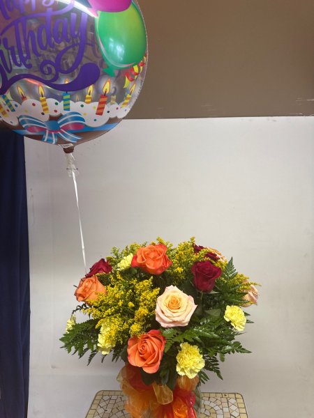 A 5 Star Customer Reviewed Flower Arrangement Designed by Salvy the Florist in Lynn, MA A 5 Star Customer Reviewed Flower Arrangement Designed by Salvy the Florist in Lynn, MA