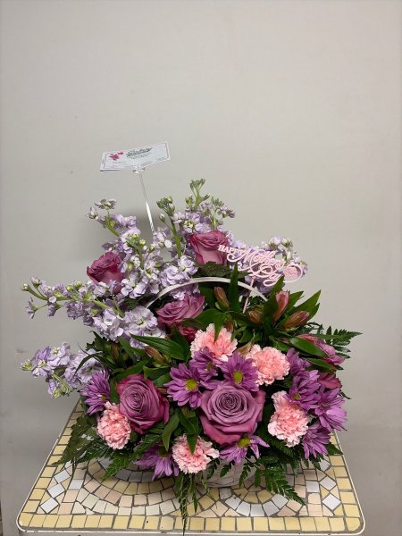 A 5 Star Customer Reviewed Flower Arrangement Designed by Salvy the Florist in Lynn, MA A 5 Star Customer Reviewed Flower Arrangement Designed by Salvy the Florist in Lynn, MA