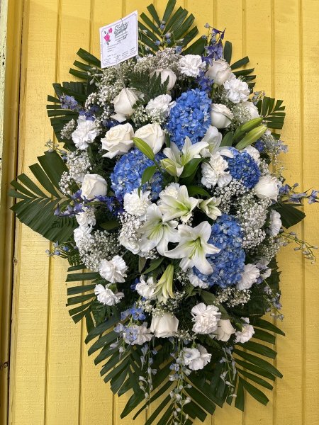 A 5 Star Customer Reviewed Flower Arrangement Designed by Salvy the Florist in Lynn, MA A 5 Star Customer Reviewed Flower Arrangement Designed by Salvy the Florist in Lynn, MA