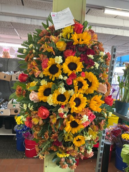 A 5 Star Customer Reviewed Flower Arrangement Designed by Salvy the Florist in Lynn, MA A 5 Star Customer Reviewed Flower Arrangement Designed by Salvy the Florist in Lynn, MA