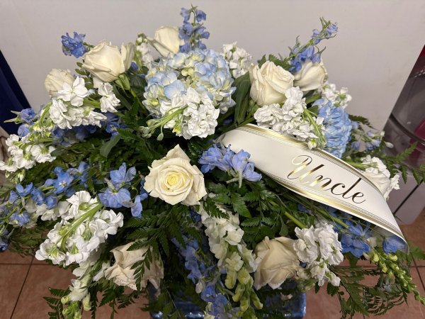 A 5 Star Customer Reviewed Flower Arrangement Designed by Salvy the Florist in Lynn, MA A 5 Star Customer Reviewed Flower Arrangement Designed by Salvy the Florist in Lynn, MA