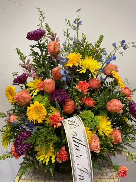 A 5 Star Customer Reviewed Flower Arrangement Designed by Salvy the Florist in Lynn, MA A 5 Star Customer Reviewed Flower Arrangement Designed by Salvy the Florist in Lynn, MA