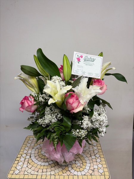 A 5 Star Customer Reviewed Flower Arrangement Designed by Salvy the Florist in Lynn, MA A 5 Star Customer Reviewed Flower Arrangement Designed by Salvy the Florist in Lynn, MA