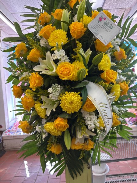 A 5 Star Customer Reviewed Flower Arrangement Designed by Salvy the Florist in Lynn, MA