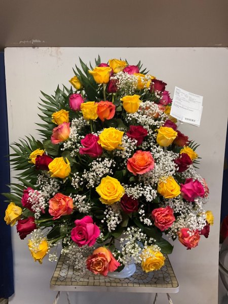 A 5 Star Customer Reviewed Flower Arrangement Designed by Salvy the Florist in Lynn, MA A 5 Star Customer Reviewed Flower Arrangement Designed by Salvy the Florist in Lynn, MA