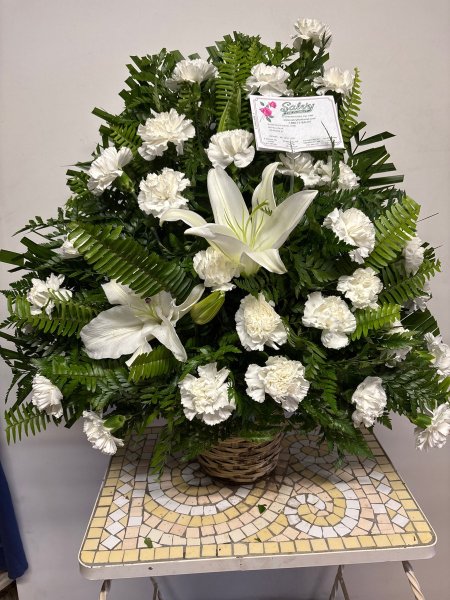 A 5 Star Customer Reviewed Flower Arrangement Designed by Salvy the Florist in Lynn, MA A 5 Star Customer Reviewed Flower Arrangement Designed by Salvy the Florist in Lynn, MA