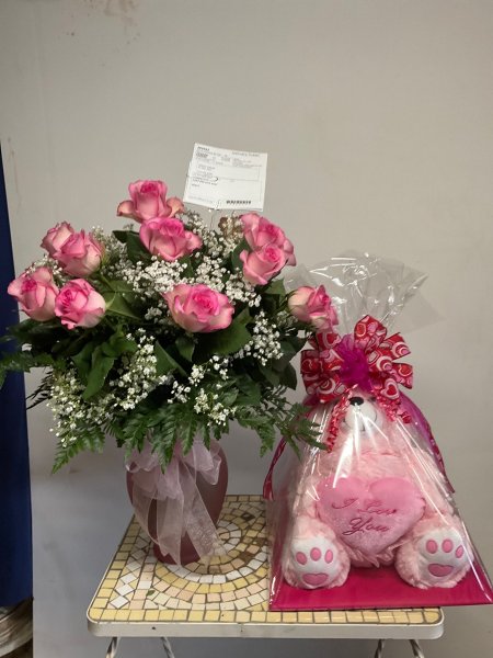 A 5 Star Customer Reviewed Flower Arrangement Designed by Salvy the Florist in Lynn, MA
