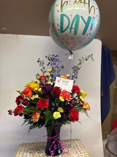 A 5 Star Customer Reviewed Flower Arrangement Designed by Salvy the Florist in Lynn, MA A 5 Star Customer Reviewed Flower Arrangement Designed by Salvy the Florist in Lynn, MA