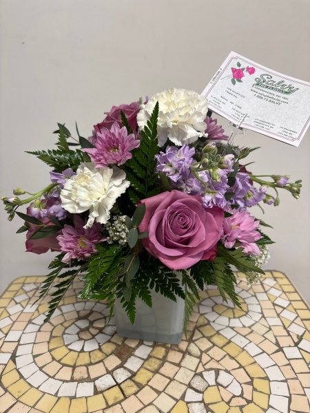A 5 Star Customer Reviewed Flower Arrangement Designed by Salvy the Florist in Lynn, MA A 5 Star Customer Reviewed Flower Arrangement Designed by Salvy the Florist in Lynn, MA