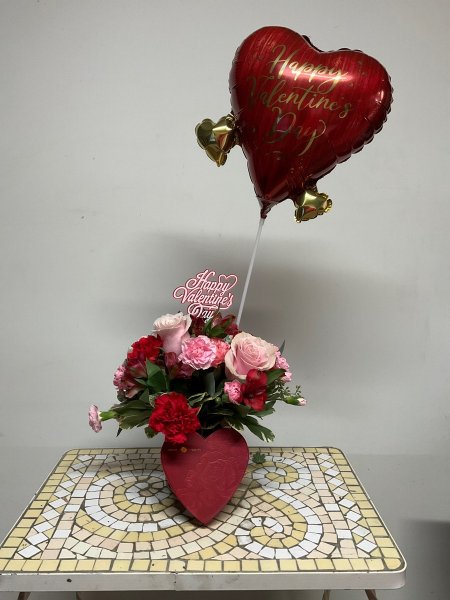 A 5 Star Customer Reviewed Flower Arrangement Designed by Salvy the Florist in Lynn, MA