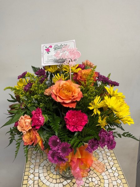 A 5 Star Customer Reviewed Flower Arrangement Designed by Salvy the Florist in Lynn, MA A 5 Star Customer Reviewed Flower Arrangement Designed by Salvy the Florist in Lynn, MA