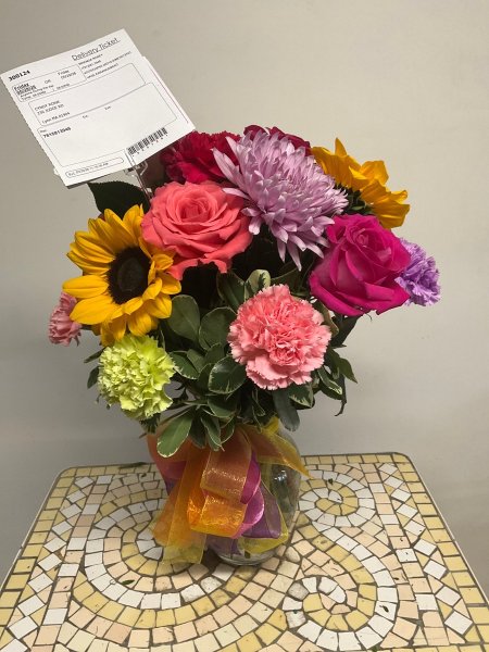 A 5 Star Customer Reviewed Flower Arrangement Designed by Salvy the Florist in Lynn, MA A 5 Star Customer Reviewed Flower Arrangement Designed by Salvy the Florist in Lynn, MA