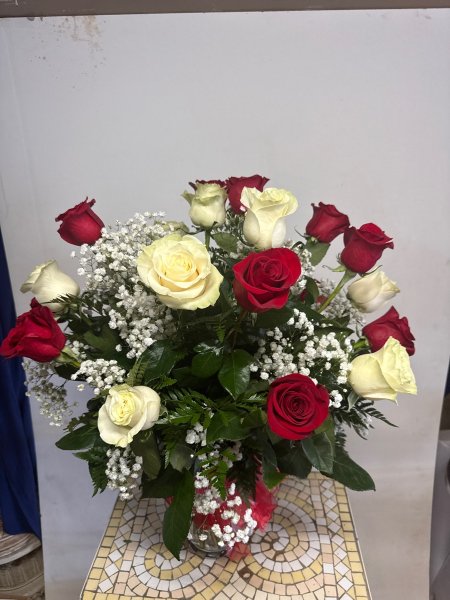 A 5 Star Customer Reviewed Flower Arrangement Designed by Salvy the Florist in Lynn, MA A 5 Star Customer Reviewed Flower Arrangement Designed by Salvy the Florist in Lynn, MA
