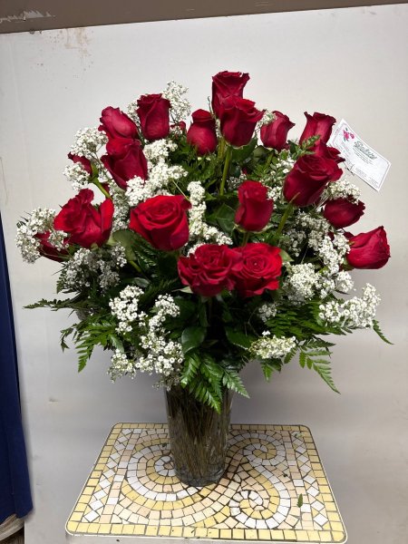 A 5 Star Customer Reviewed Flower Arrangement Designed by Salvy the Florist in Lynn, MA A 5 Star Customer Reviewed Flower Arrangement Designed by Salvy the Florist in Lynn, MA