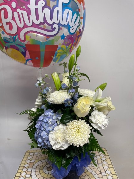 A 5 Star Customer Reviewed Flower Arrangement Designed by Salvy the Florist in Lynn, MA