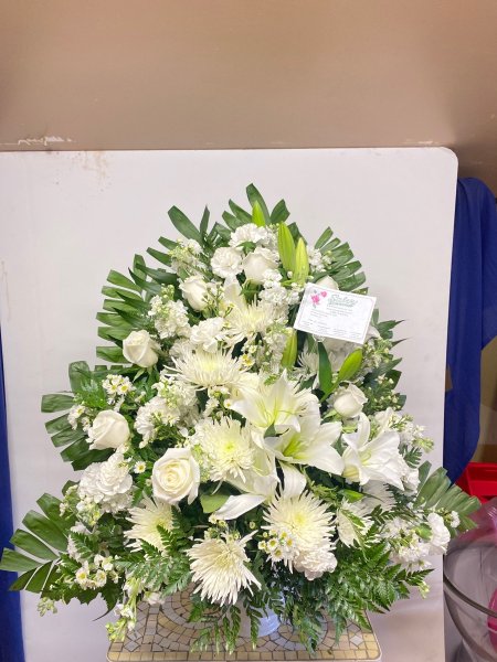 A 5 Star Customer Reviewed Flower Arrangement Designed by Salvy the Florist in Lynn, MA