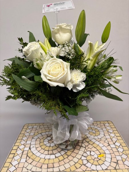 A 5 Star Customer Reviewed Flower Arrangement Designed by Salvy the Florist in Lynn, MA A 5 Star Customer Reviewed Flower Arrangement Designed by Salvy the Florist in Lynn, MA