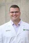 Picture of surgeon Caleb Piatt, D.O.