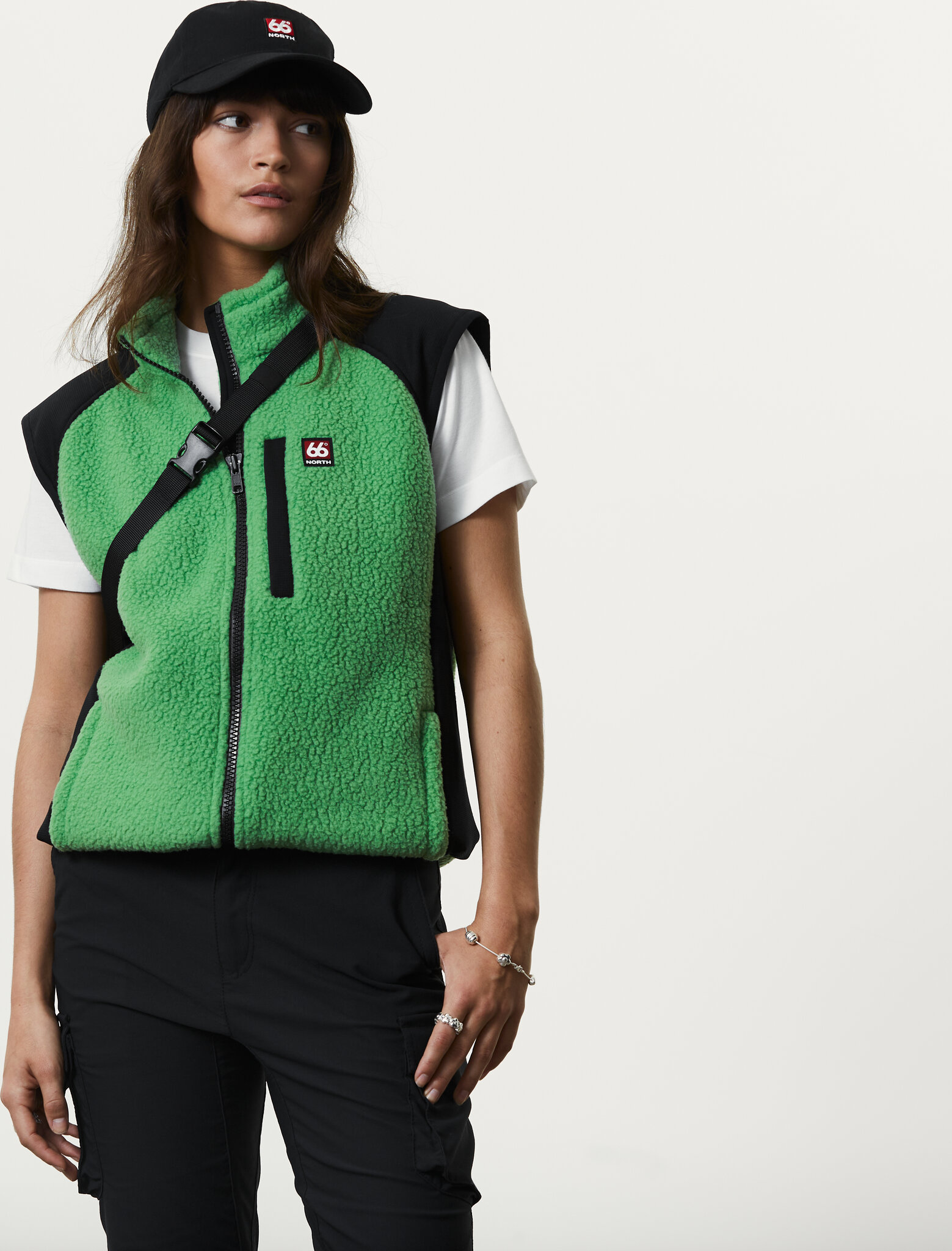 66n-k61725__detail-stone-green.jpg