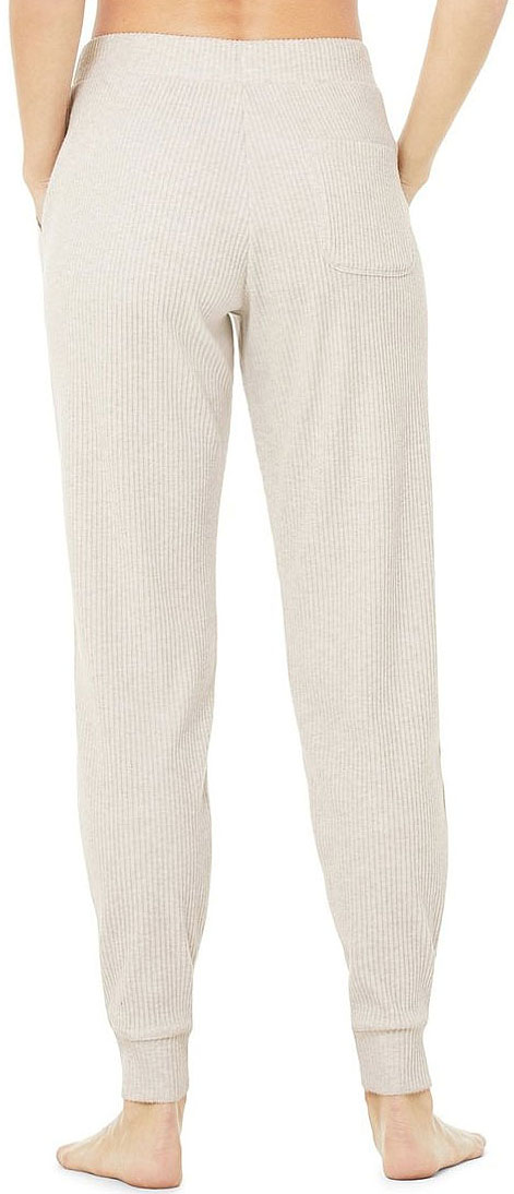 Alo Yoga Muse Sweatpant - Women's | Altitude Sports
