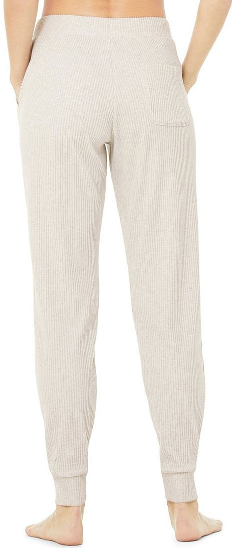 Alo Yoga Muse Sweatpant - Women's | Altitude Sports